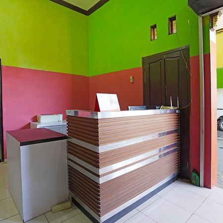Oyo 91583 D'Cost Green Syariah Surabaya Luaran gambar