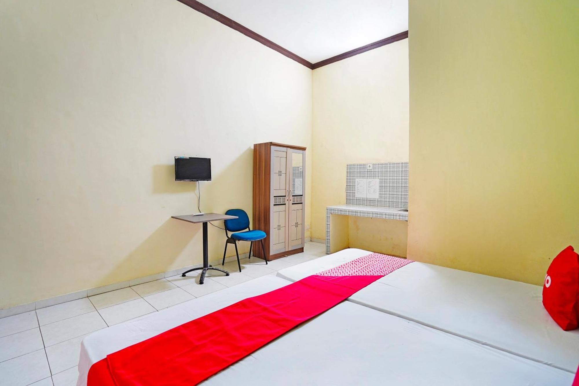 Oyo 91583 D'Cost Green Syariah Hotel Surabaya Luaran gambar