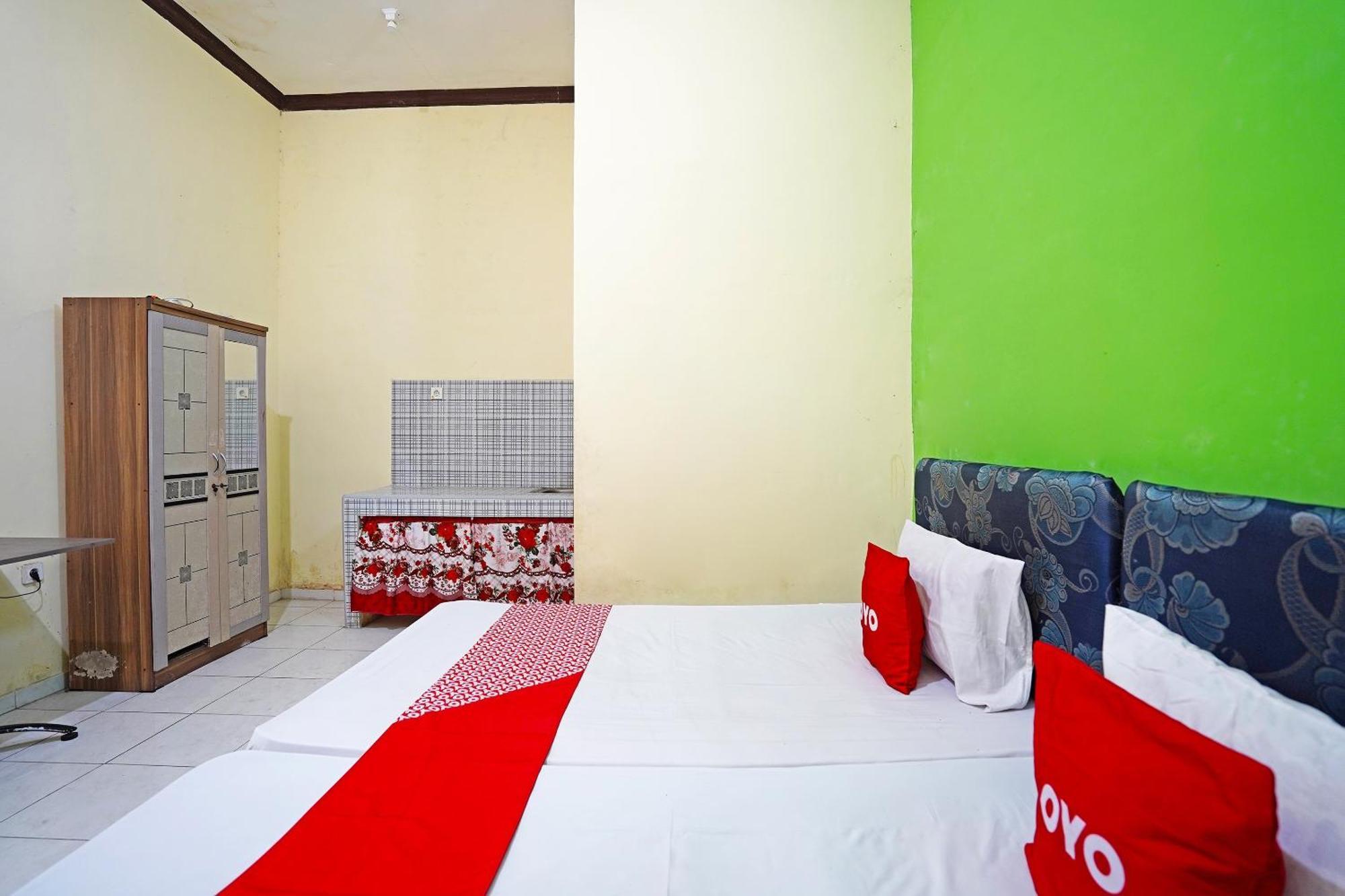Oyo 91583 D'Cost Green Syariah Surabaya Luaran gambar
