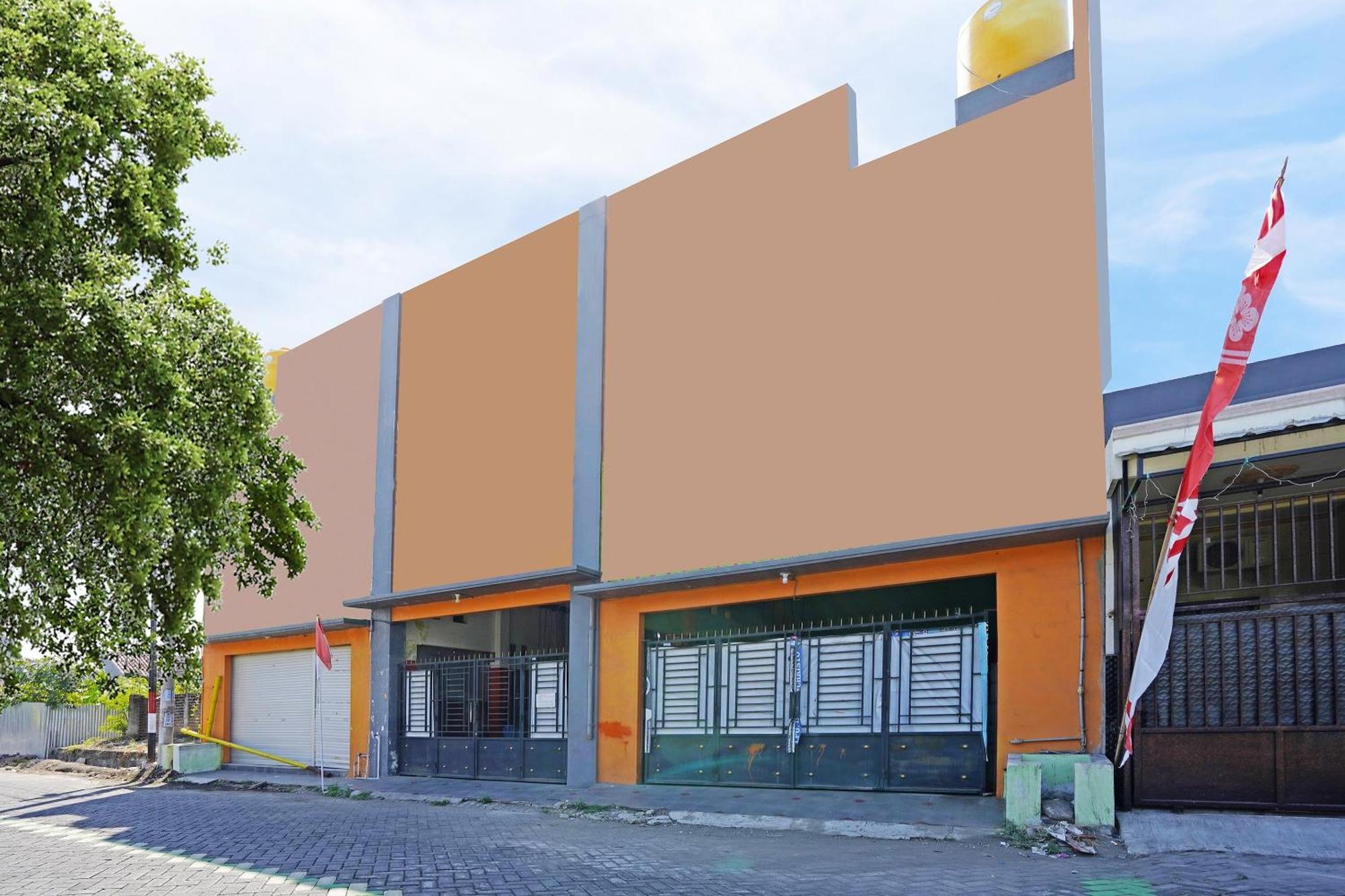 Oyo 91583 D'Cost Green Syariah Surabaya Luaran gambar